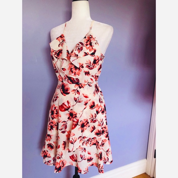 Romeo + Juliet Couture Floral Ruffled Dress - Picture 4 of 7